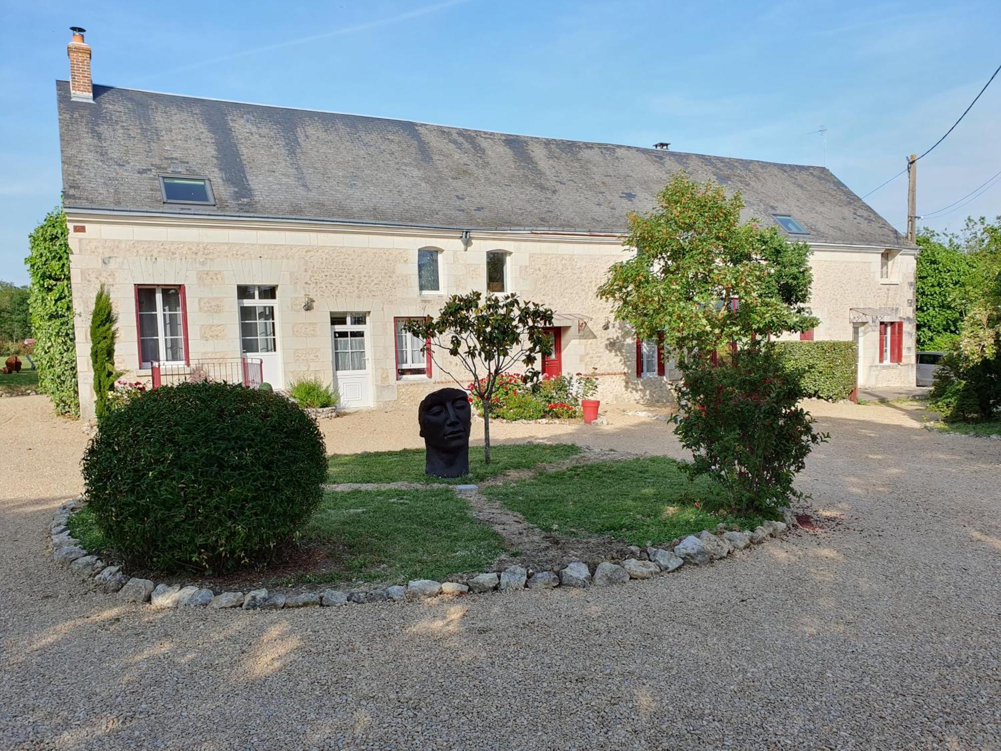 Bed and Breakfast Au Domaine Du Bois Joubert Luzille Экстерьер фото